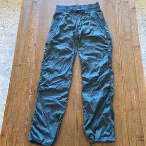 Lululemon studio pant